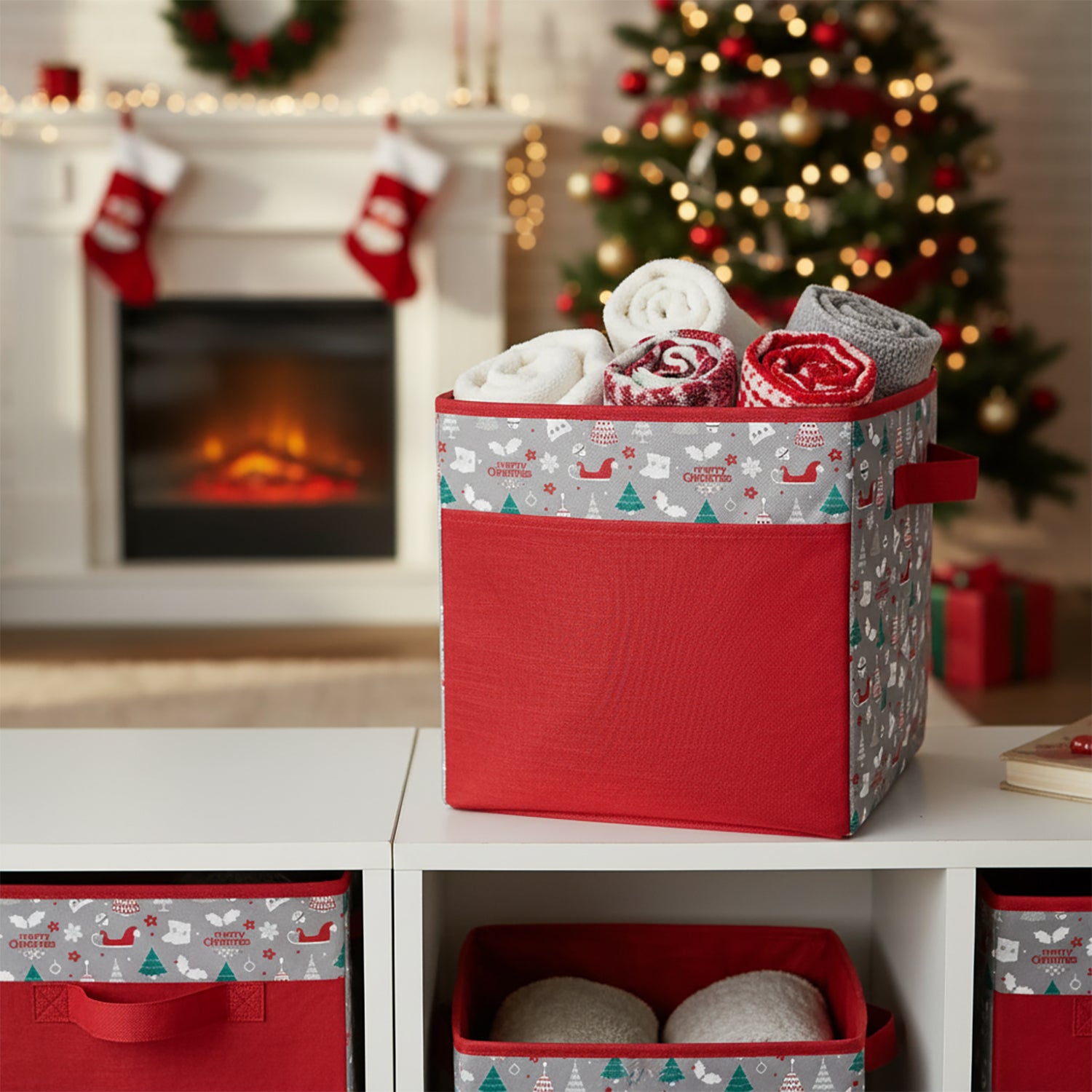 VESTIAMO CASA GRAN NATALE - Scatola Organizer in Tessuto Natalizio h31,8x31,8x31,8 cm